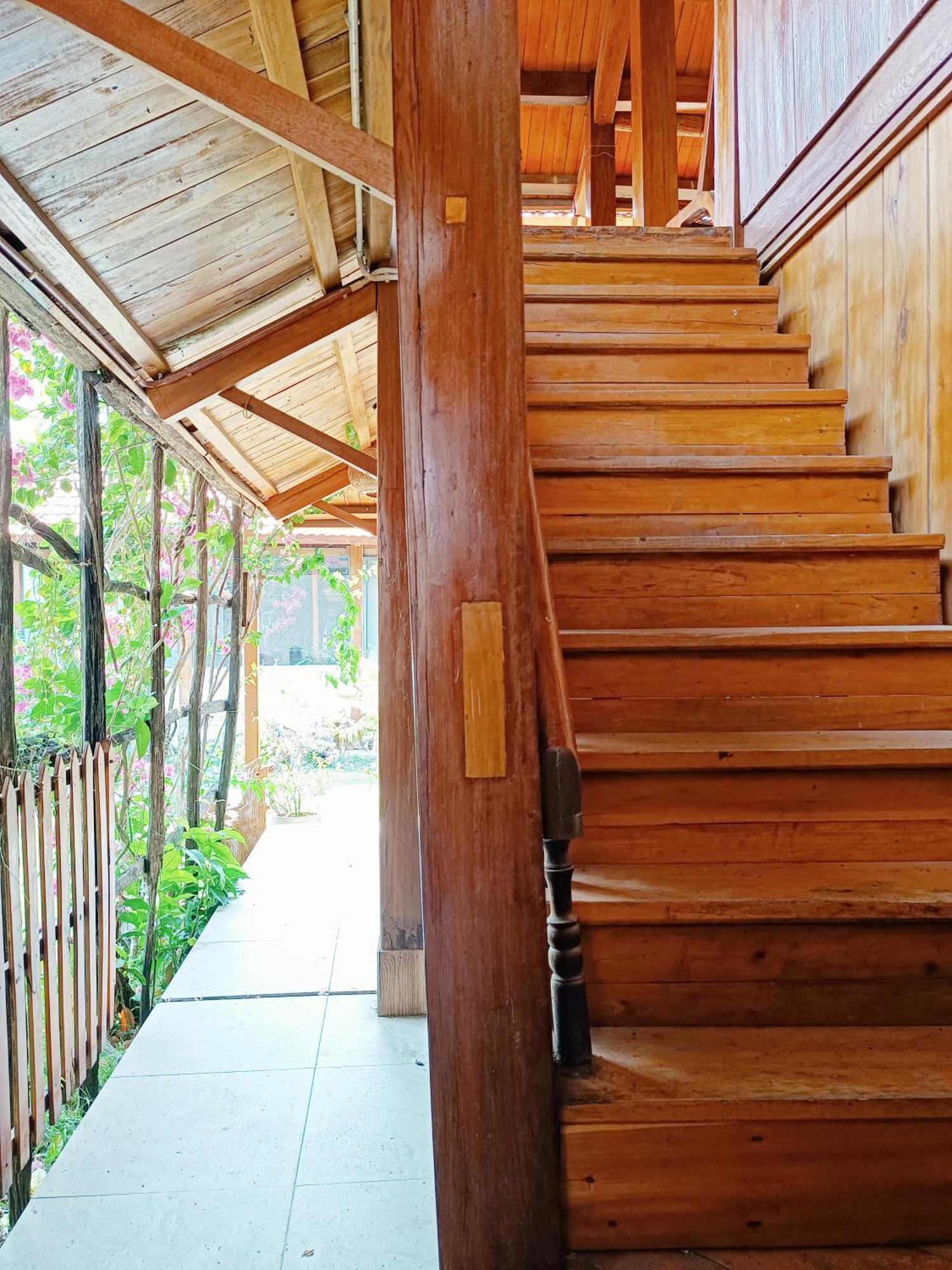 Suncosy Central Hotel 두옹 동 외부 사진