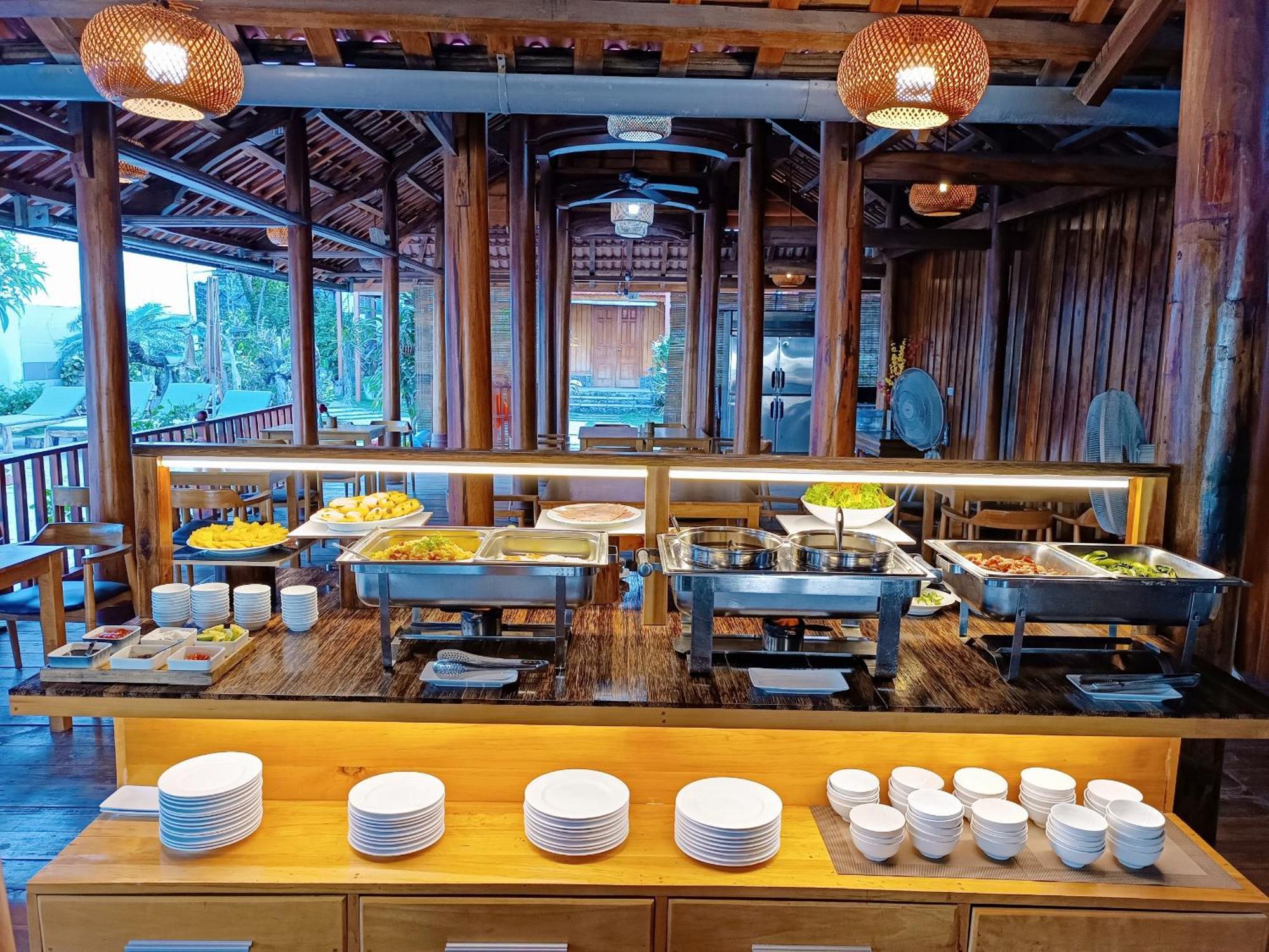 Suncosy Central Hotel 두옹 동 외부 사진