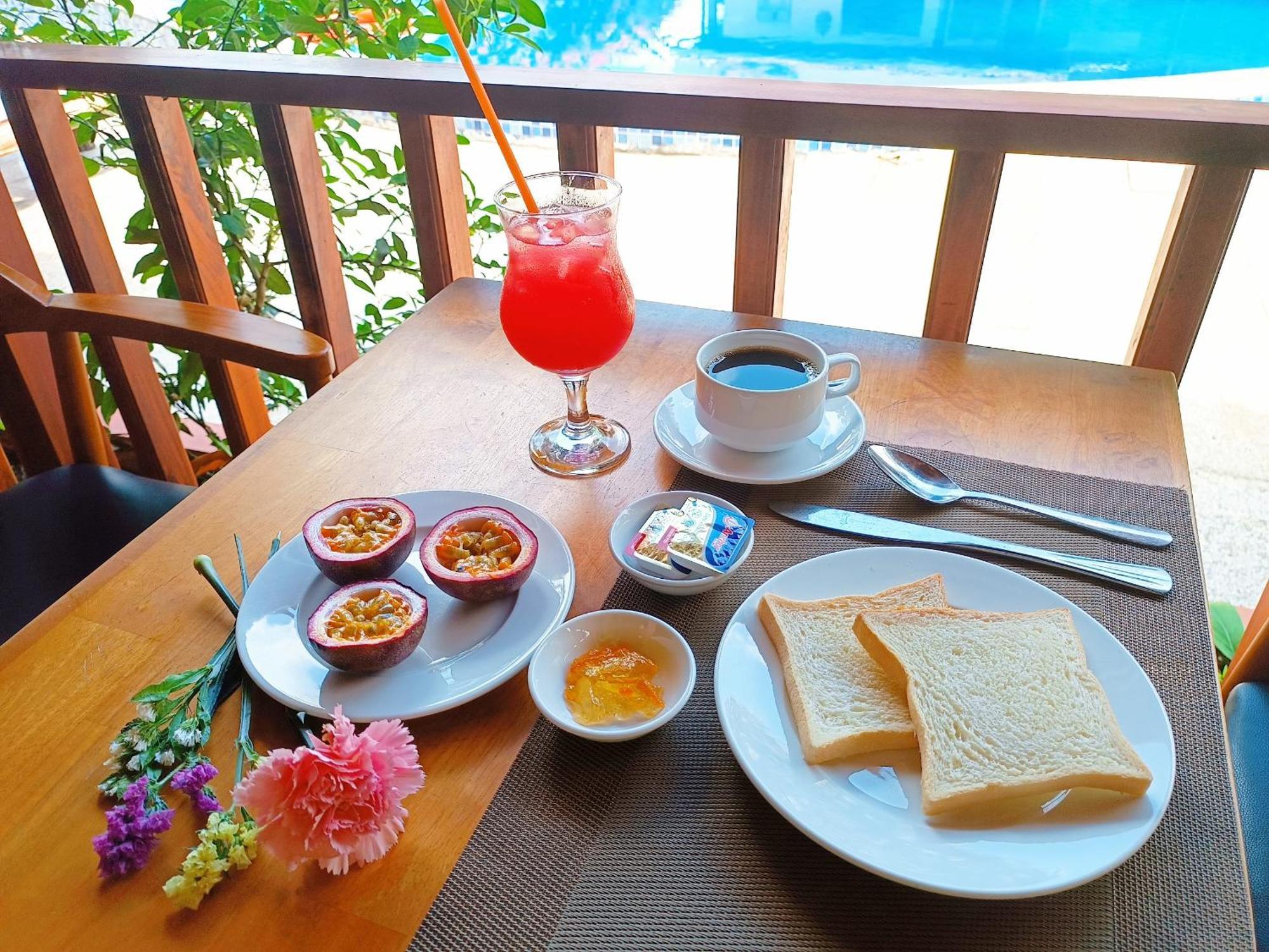 Suncosy Central Hotel 두옹 동 외부 사진