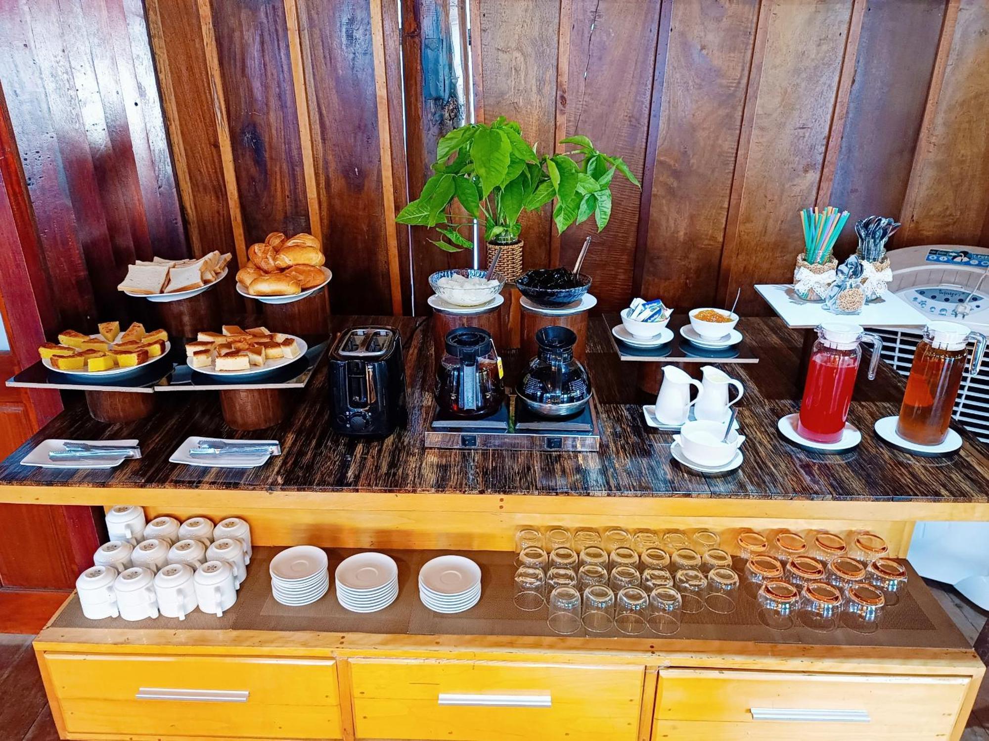 Suncosy Central Hotel 두옹 동 외부 사진
